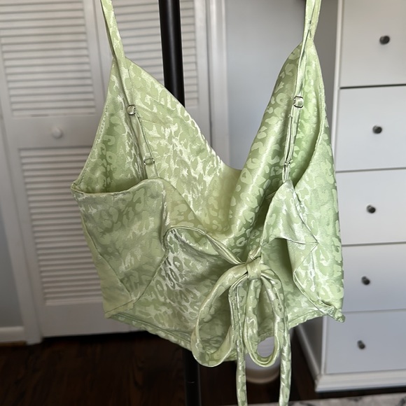 Leopard Tie Tank Top - Picture 3 of 9